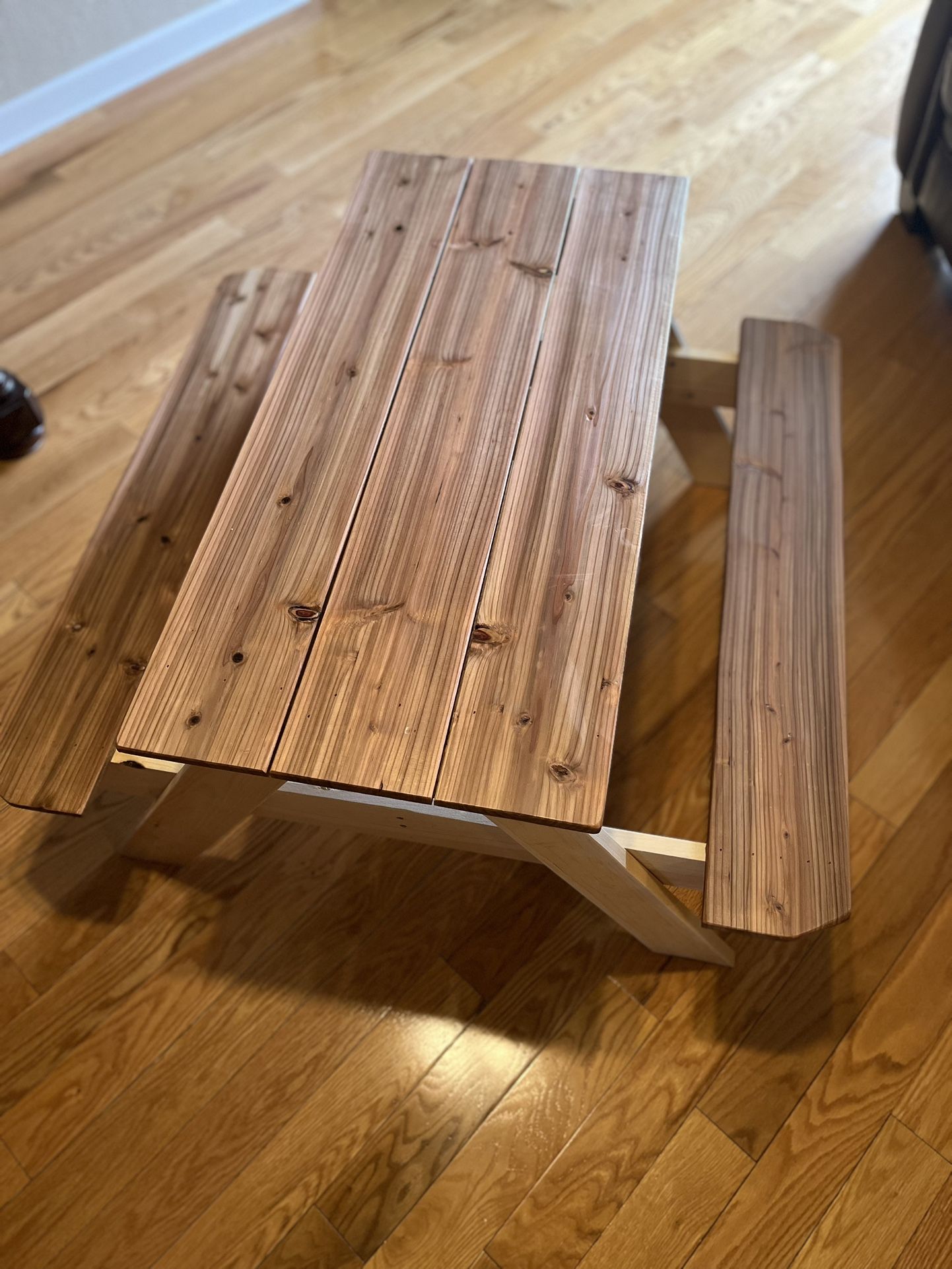 Children’s Indoor Or Outdoor Picnic Table