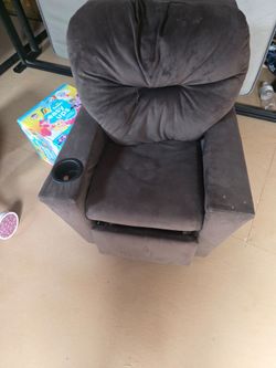 Child recliner chair