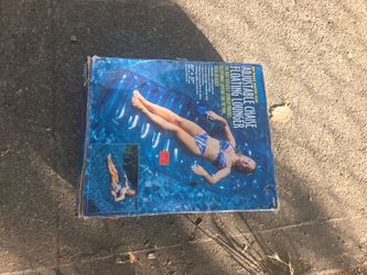 Pool master lounger