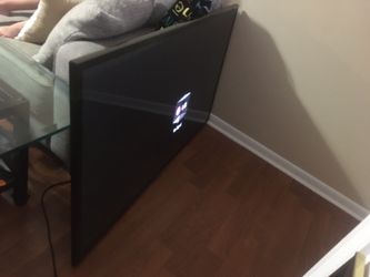 60inch LG TV (w/ wall mount)