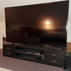 Sharp Aquos 90"tv  240hz 