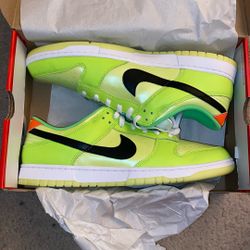 Nike Dunk Low SE Size 15 $110