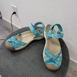 KEEN STRAP womens sandals 9 size