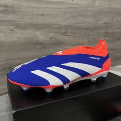 Elite Lace less Adidas Predator Metal Studs