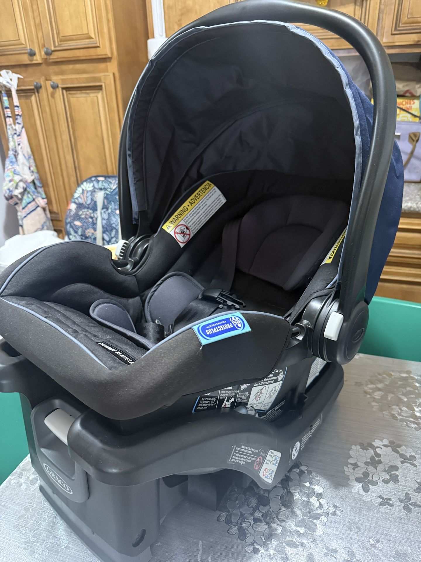 GRACO CAR SEAT