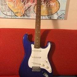 Blue Fender Squier Strat (used)