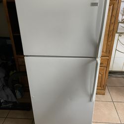 Roper apartment refrigerator