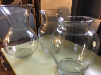 Different size flower vase
