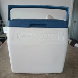 Vintage Coleman Cooler 16Qt 
