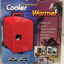  Brand New ThermoElectric Mini Cooler & Warmer fridge