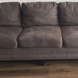 ::::Chic Sofa Bed Couch::::