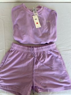 Alo Crewneck & Shorts Matching Set - Size  Large
