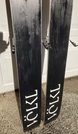 Volkl Kuro スキー 板 Marker Schizo付 Volkl Kuro Skis 2013 | evo