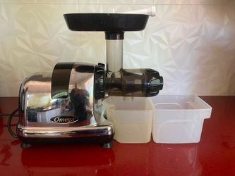 Omega Juicer