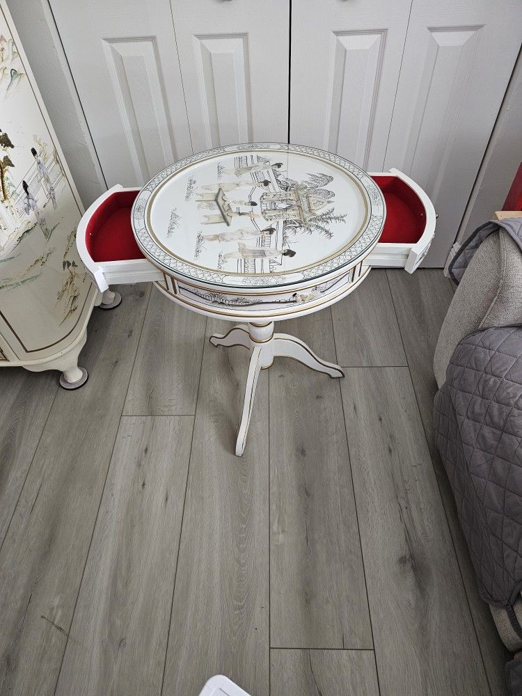 Oriental End Table Beautiful Both Of Them $250