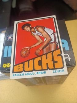 1972-73 Topps Kareem Abdul-Jabbar #100 card
