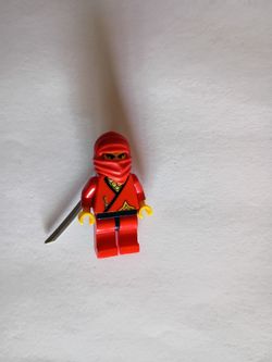Lego Red Ninja minifig (cracked torso)