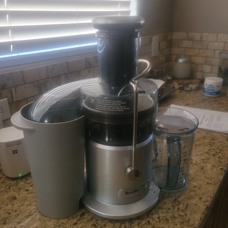 Breville Juice Fountain Plus JE98XL