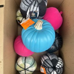 Box Of Pumpkins 