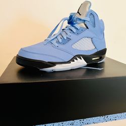 UNC AIR JORDAN 5’s NEVER WORN