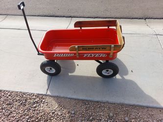 BIG RED Radio Flyer