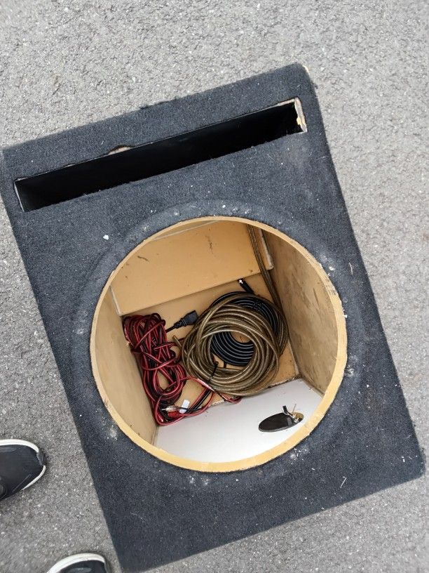 Single Speaker Box