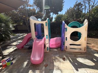 Kids Outdoor Plastic Playset with Slides