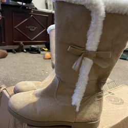 Girls Size 12 Tan Boots 