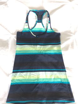 Lululemon tank