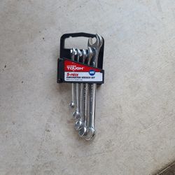5 Piece Combo Wrench Kit Brand New