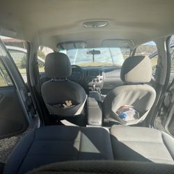 2005 Ford Escape