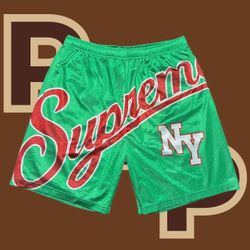 Supreme Big Script Mesh Short (Small)