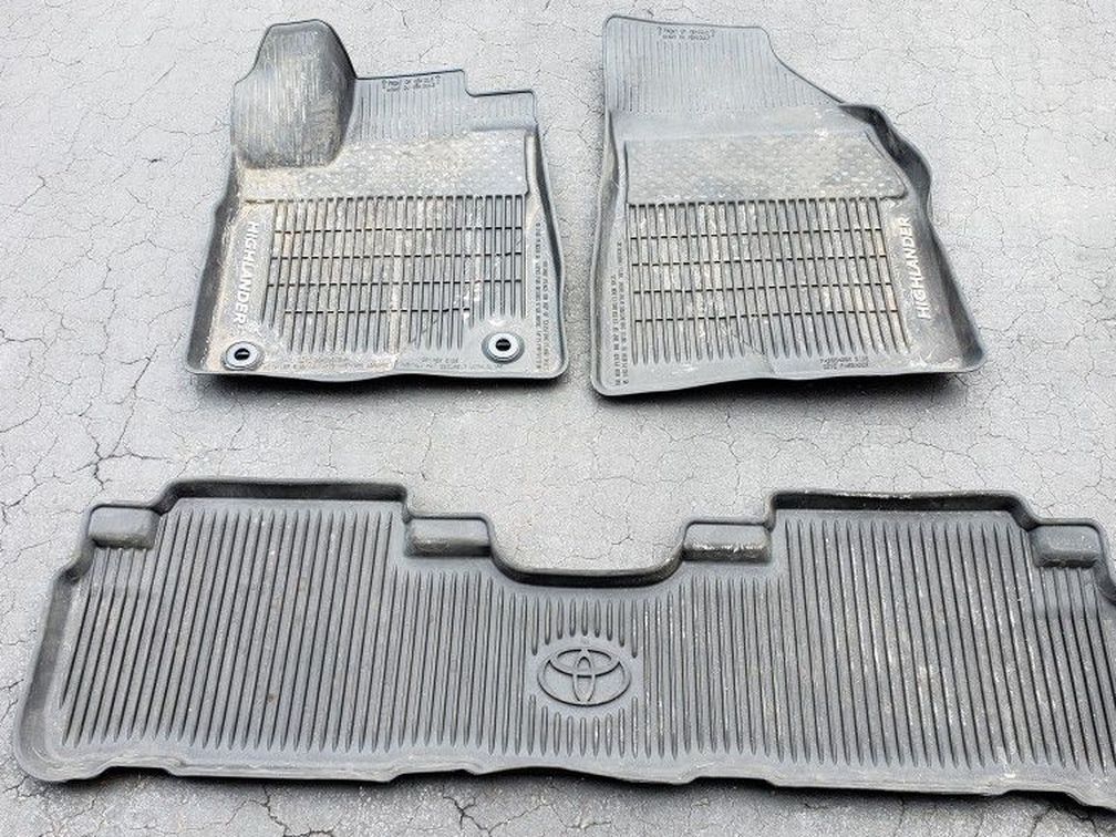 Genuine Toyota All-Weather Floor Mats. Fits Any 2014-2019 Highlander!