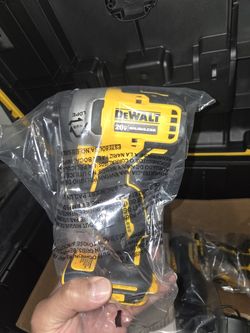 Dewalt Impact Atomic