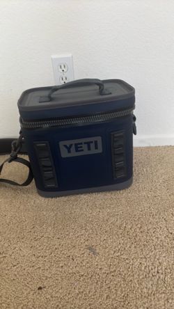Yeti Hopper Flip