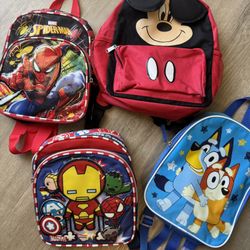 Bundle Of Boy small Backpacks 🎒 In Excellent Condition Look At The Pictures Before Buying