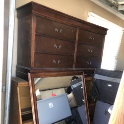 6 Drawers Dresser With Mirror Cherry Brown . 60”