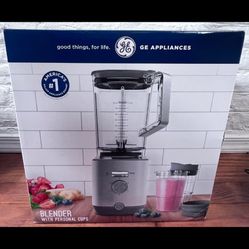GE G8BCAASSP2SS 64oz 5 Speed Stainless Steel Blender with Personal Blender Cups