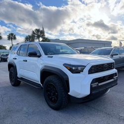 Toyota 4Runner TRD Off Road Hybrid Premium 4WD 2025