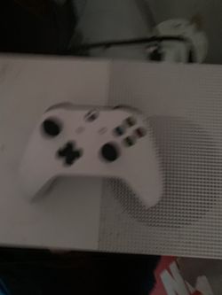 Xbox one s 200$