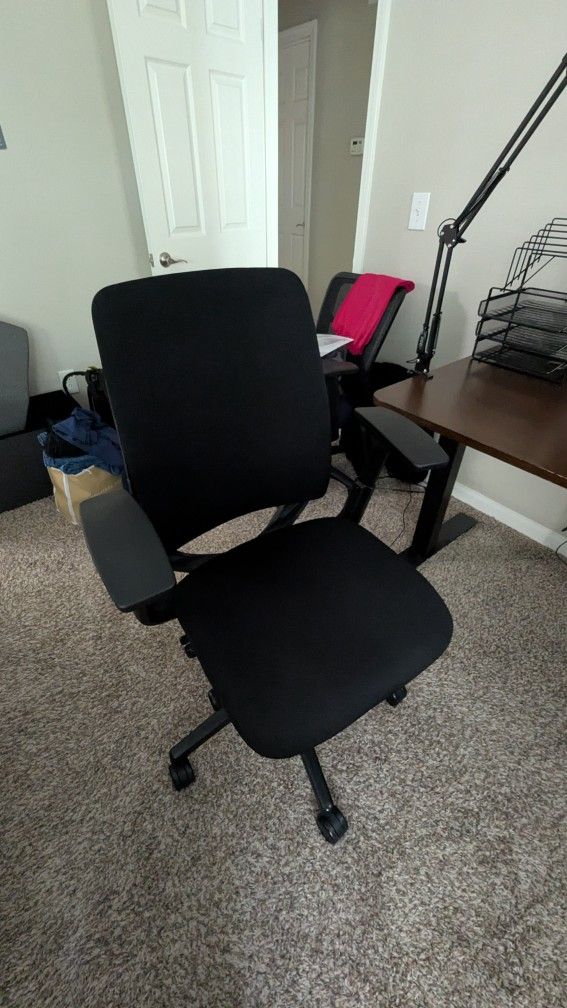 Steelcase Amia Office Chair - MUST BE GONE BY 07/02