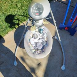 Baby Swing - Fisher Price