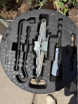 Honda Civic Spare Tire and Accessories