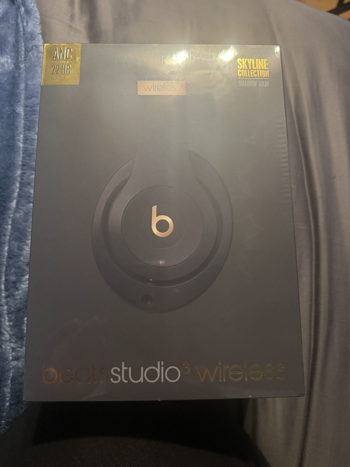NEW SEALED Beats Studio3 Wireless Noise Cancelling Headphones with Apple W1 Headphone Chip - Shadow Gray