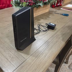 Nighthawk Mid/high-Split Multi-Gig 2.5Gbps Cable Modem