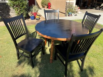 Round Wood Dining Table with 4 Chairs