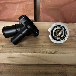 2001--2006  GMC THERMOSTAT 