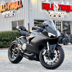 2024 Ducati Panigale V2