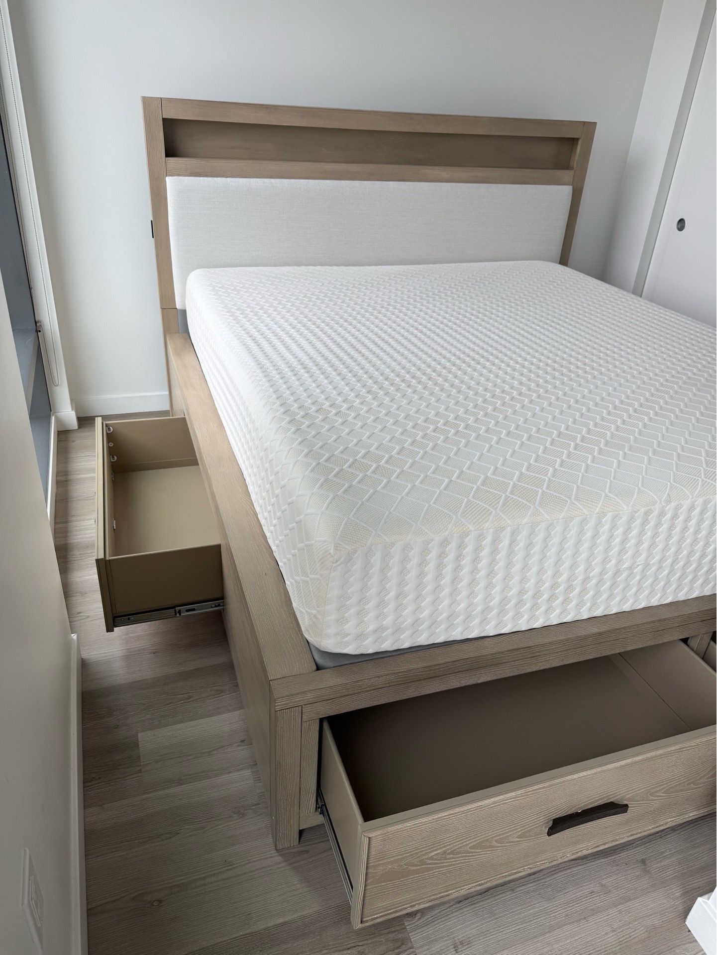 Queen storage Bed Frame with Mattress-wood Tone, Multiple Drawers
