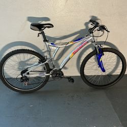 BICYCLE BIANCHY 21 SPEED SIZE 26 BRAND NEW 